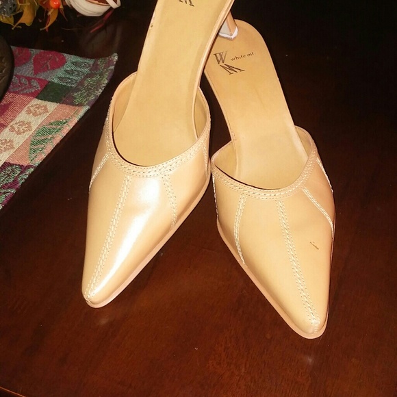 Shoes....tan - Picture 1 of 2